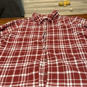 Andre size 2x flannel long sleeve shirt.  Very nice and cozy.
